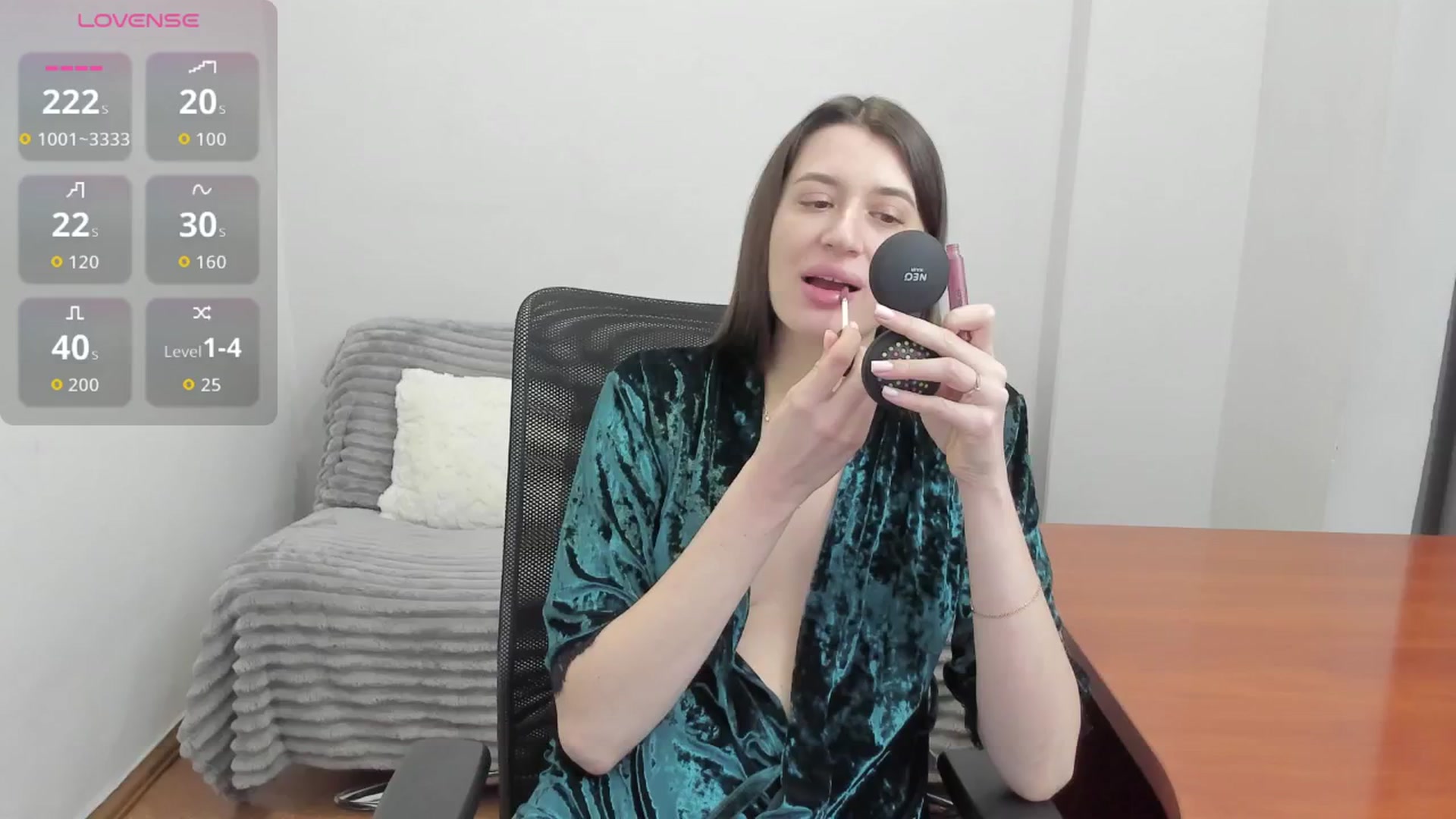 Gallery image thumbnail from La_isla's myfreecams stream on, 01/28/2026, 12:15 image 12 of 20
