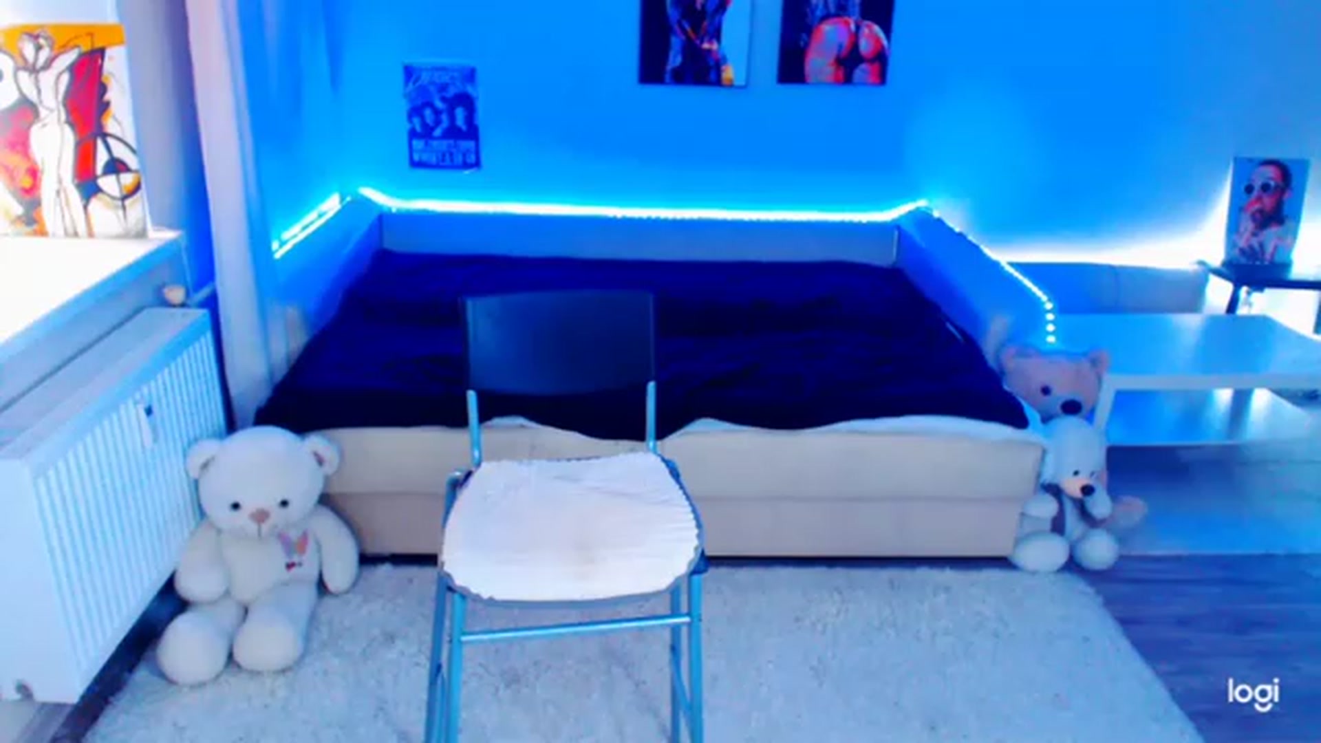Gallery image thumbnail from Laa_Laa_Laa's myfreecams stream on, 11/27/2022, 03:28 image 20 of 20