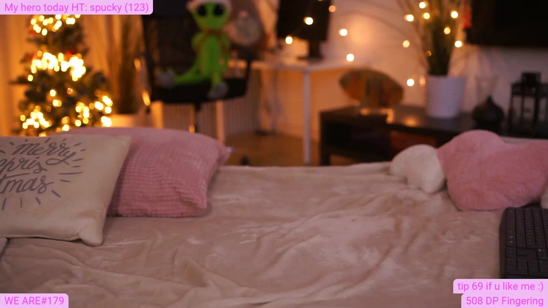 Gallery image thumbnail from Labell_lo's myfreecams stream on, 12/11/2022, 06:00 image 12 of 20