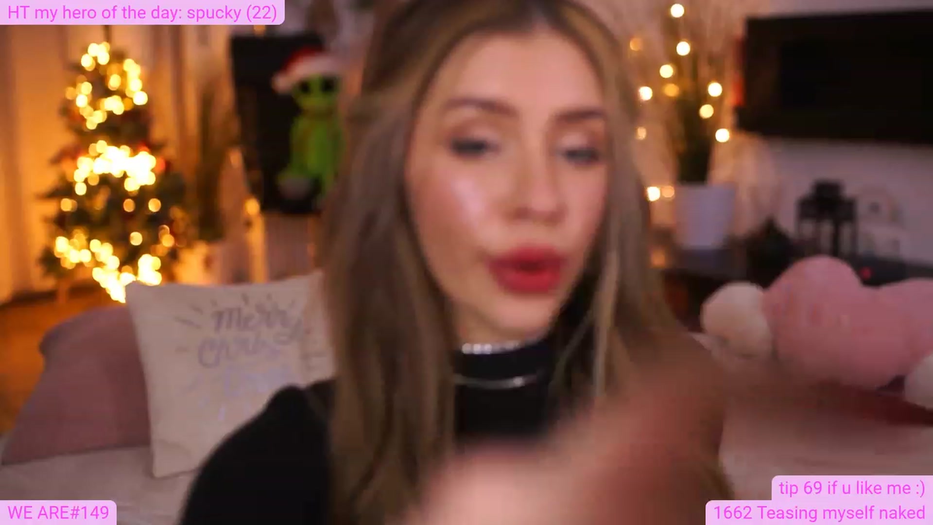 Gallery image thumbnail from Labell_lo's myfreecams stream on, 12/16/2022, 04:16 image 11 of 20