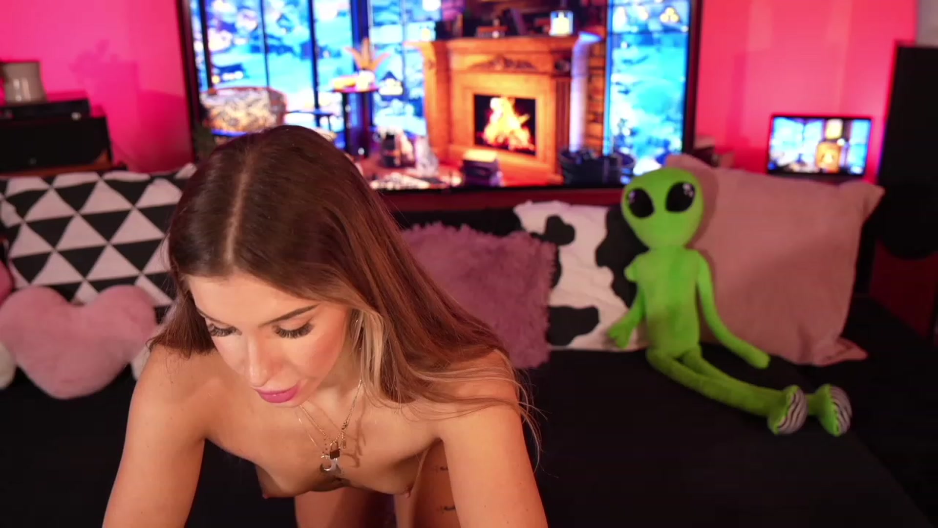 Gallery image thumbnail from Labell_lo's myfreecams stream on, 11/25/2023, 08:57 image 19 of 20