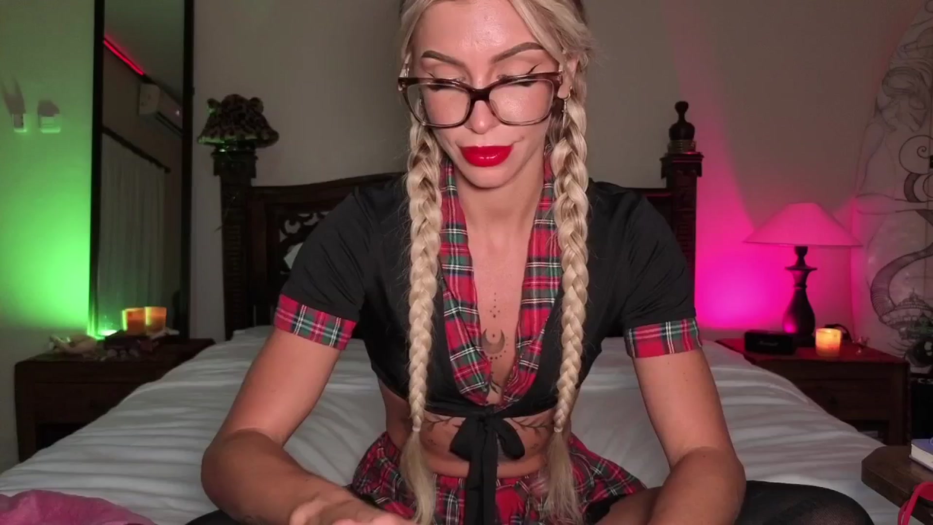 Gallery image thumbnail from Labell_lo's myfreecams stream on, 03/08/2025, 13:08 image 16 of 20