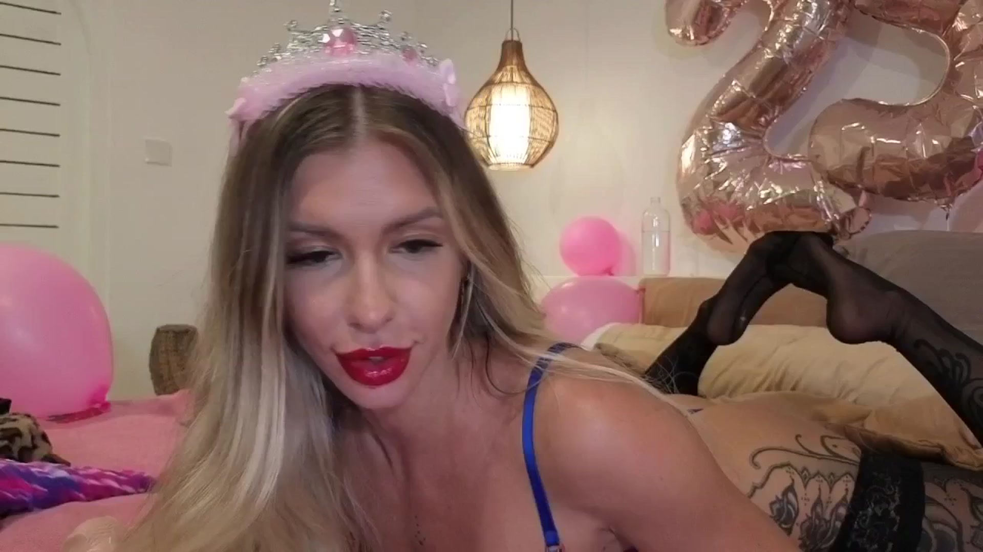 Gallery image thumbnail from Labell_lo's myfreecams stream on, 08/03/2025, 14:32 image 7 of 20