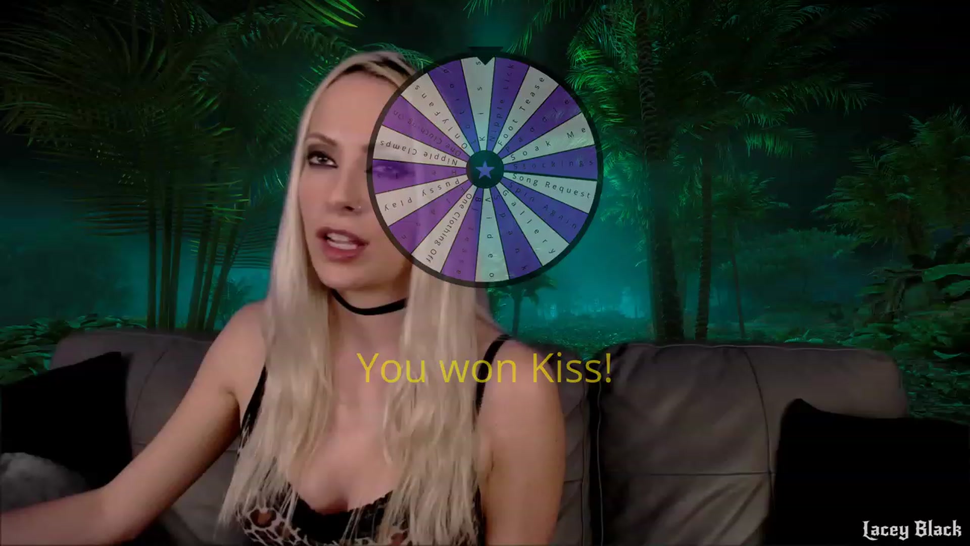 Gallery image thumbnail from LaceyBlack's myfreecams stream on, 05/20/2023, 07:02 image 14 of 20