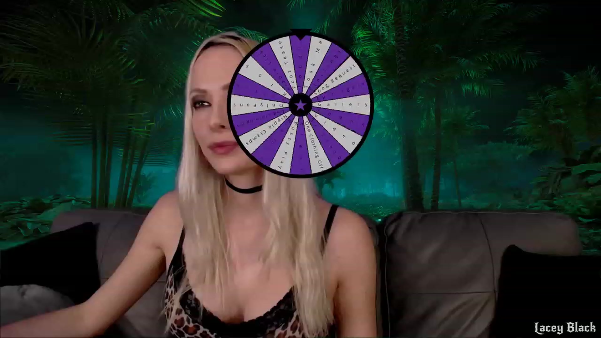 Gallery image thumbnail from LaceyBlack's myfreecams stream on, 05/20/2023, 07:02 image 15 of 20