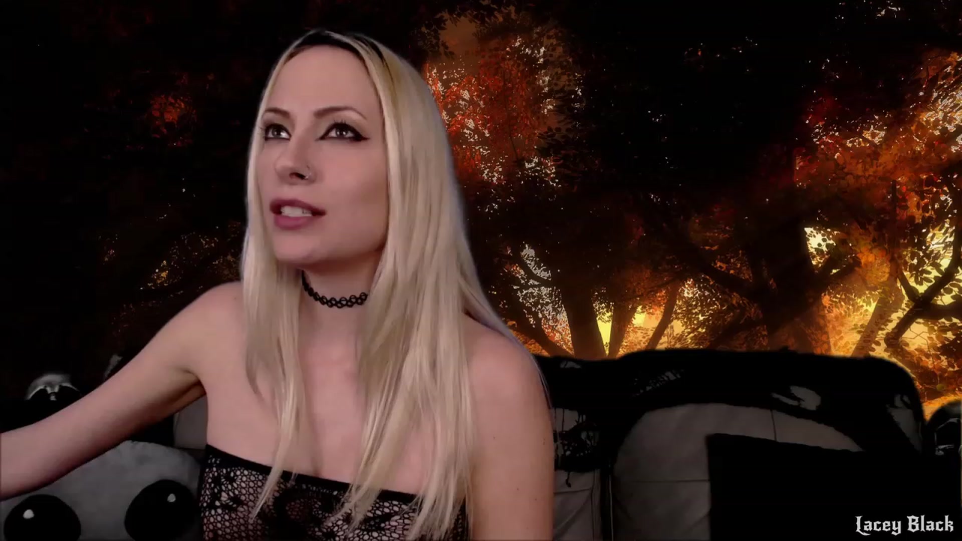 Gallery image thumbnail from LaceyBlack's myfreecams stream on, 10/19/2023, 08:11 image 9 of 20