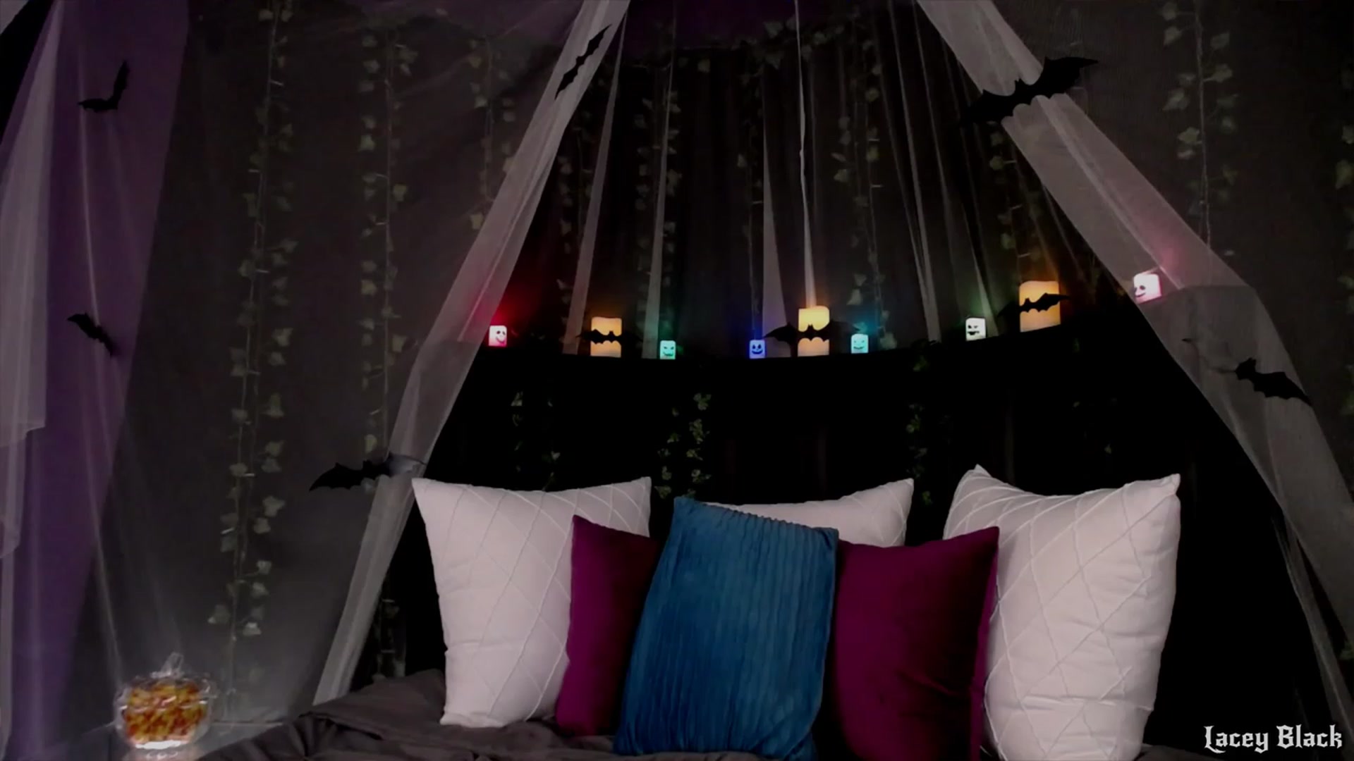 Gallery image thumbnail from LaceyBlack's myfreecams stream on, 10/27/2023, 06:44 image 1 of 20