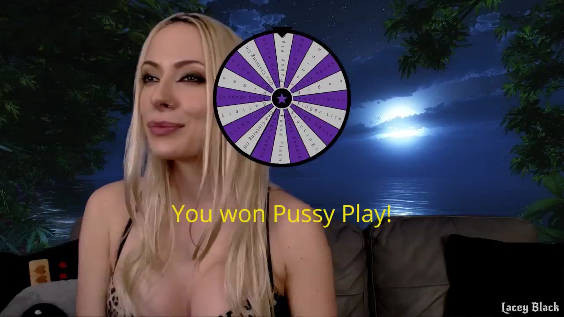 Gallery image thumbnail from LaceyBlack's myfreecams stream on, 08/30/2024, 06:51 image 4 of 20
