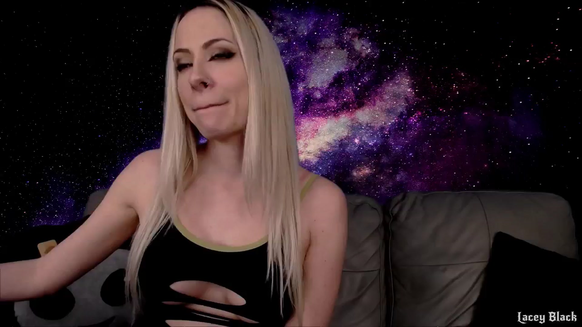 Gallery image thumbnail from LaceyBlack's myfreecams stream on, 02/05/2025, 12:31 image 13 of 20