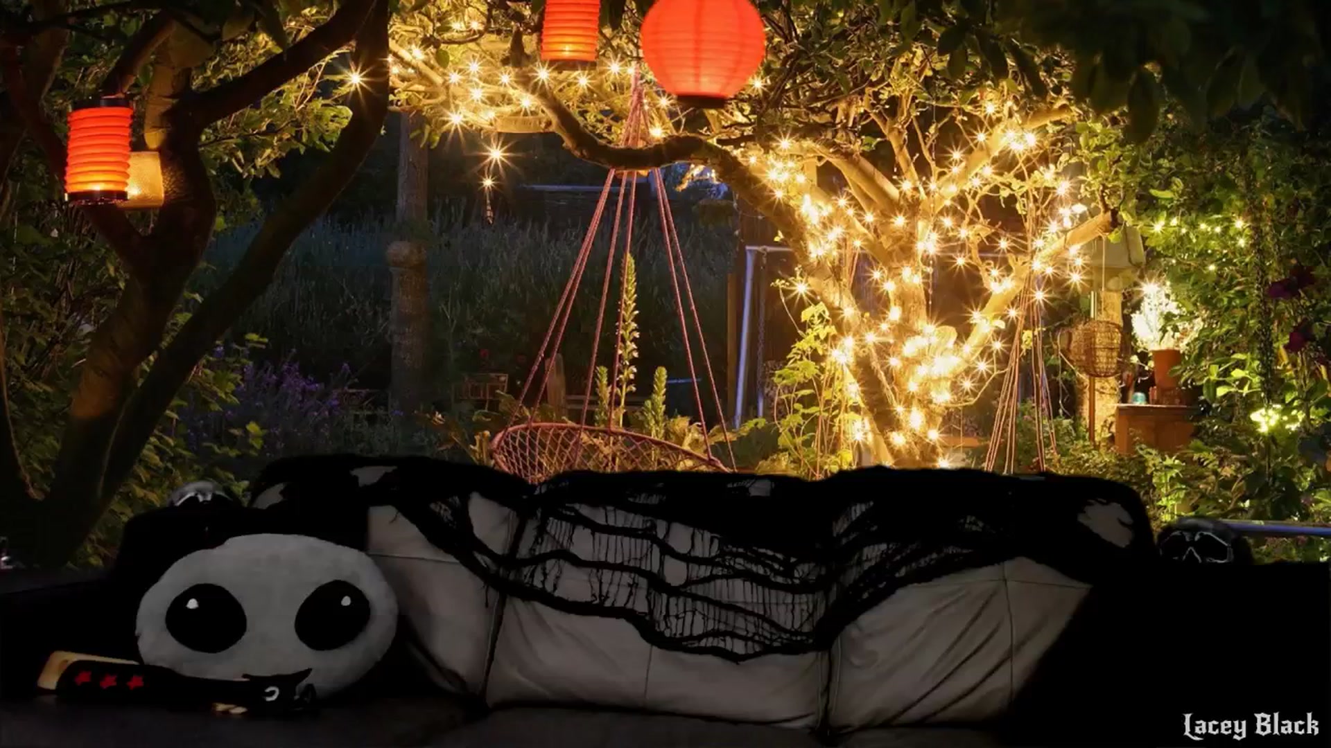 Gallery image thumbnail from LaceyBlack's myfreecams stream on, 10/07/2025, 05:58 image 10 of 20