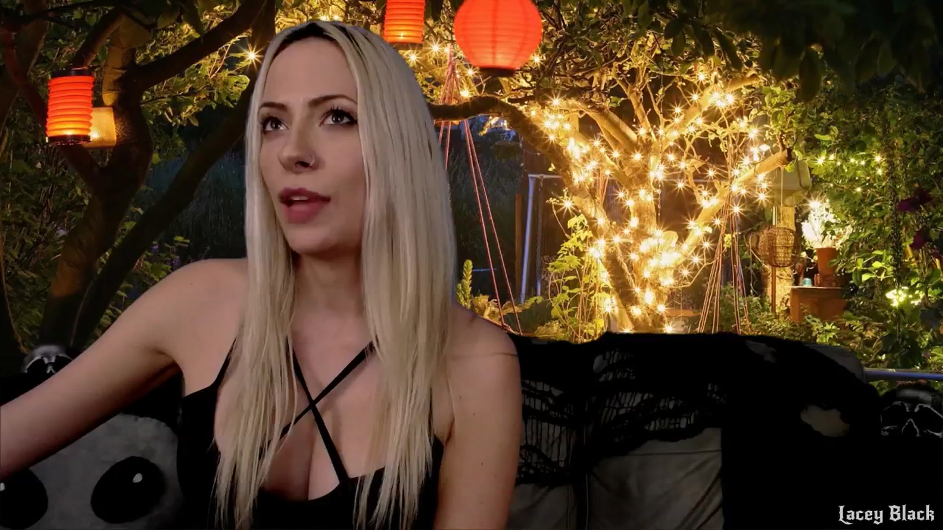 Gallery image thumbnail from LaceyBlack's myfreecams stream on, 10/07/2025, 09:06 image 10 of 20