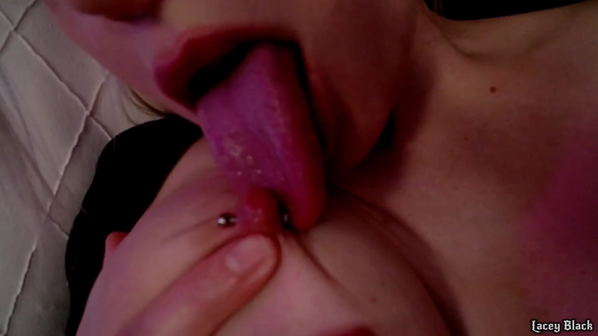 Gallery image thumbnail from LaceyBlack's myfreecams stream on, 05/02/2026, 09:58 image 5 of 20