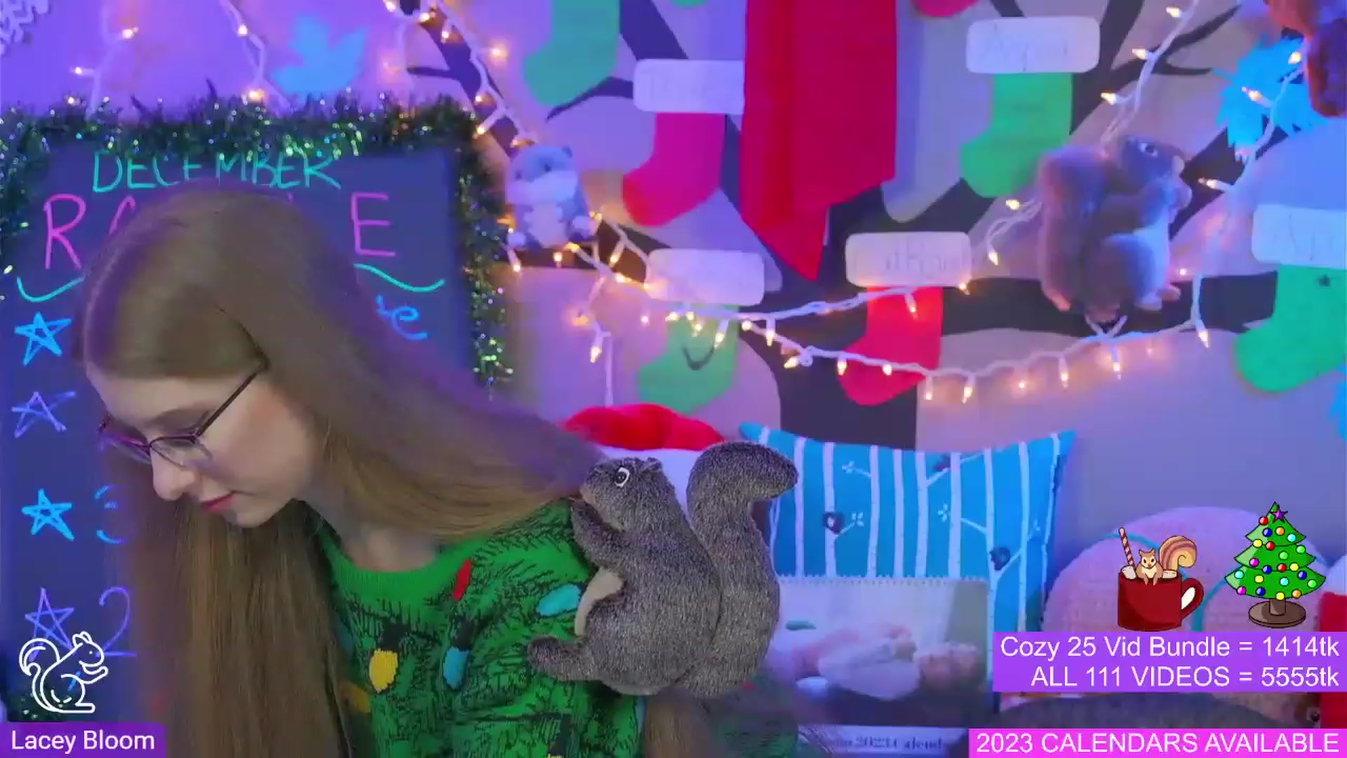 Gallery image thumbnail from LaceyBloom's myfreecams stream on, 12/24/2022, 21:11 image 14 of 20