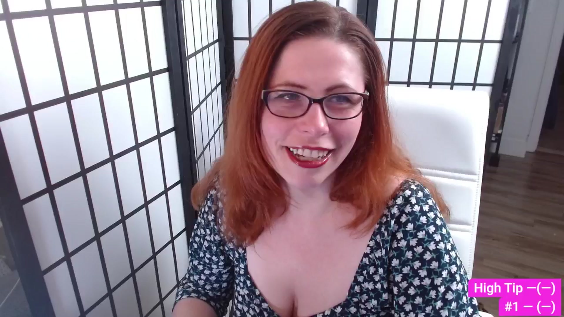 Gallery image thumbnail from LaceyRoyce's myfreecams stream on, 10/13/2025, 24:01 image 5 of 20