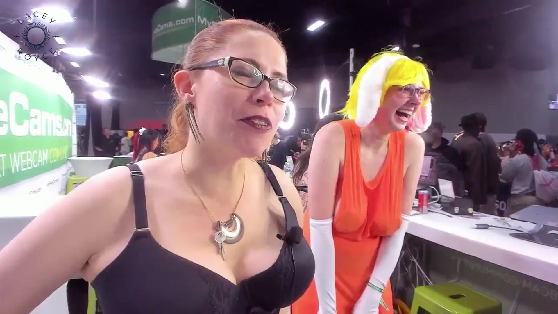 Gallery image thumbnail from LaceyRoyce's myfreecams stream on, 10/25/2025, 01:10 image 14 of 20