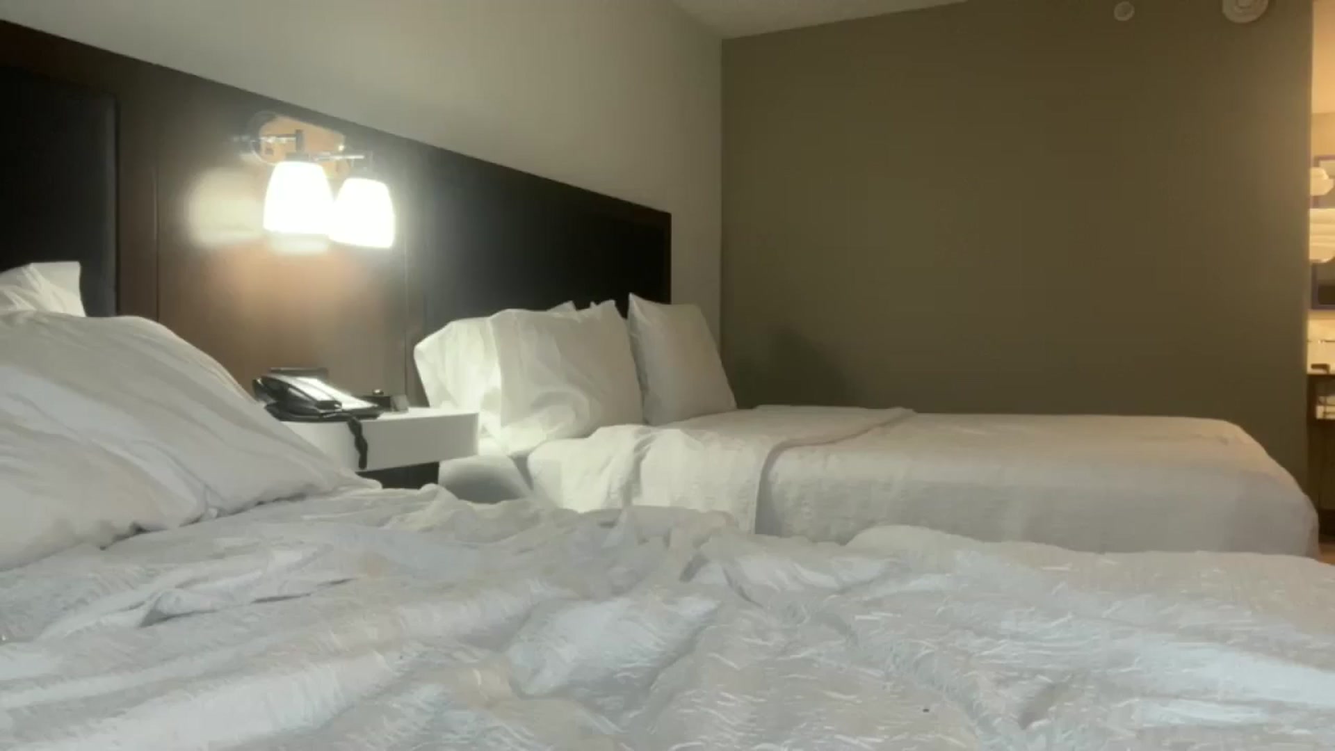Gallery image thumbnail from Laceygreyy's myfreecams stream on, 05/15/2025, 04:02 image 9 of 20