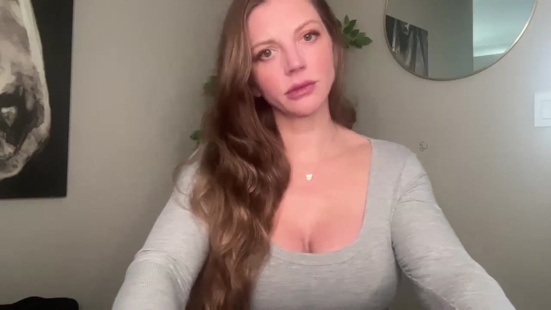 Gallery image thumbnail from Laceygreyy's myfreecams stream on, 03/02/2026, 20:56 image 16 of 20