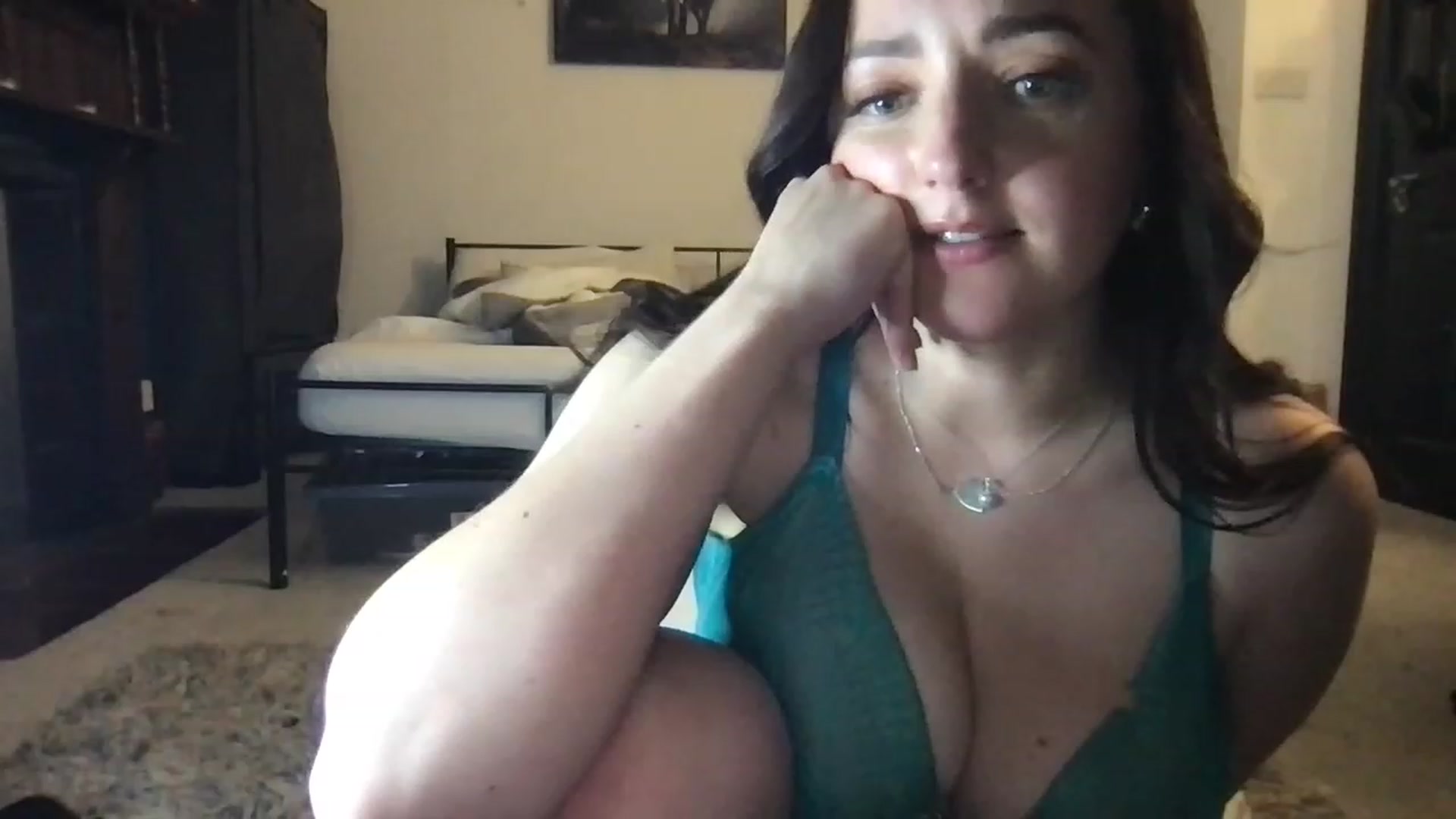 Gallery image thumbnail from Laceyjames24's myfreecams stream on, 07/18/2023, 19:12 image 10 of 20