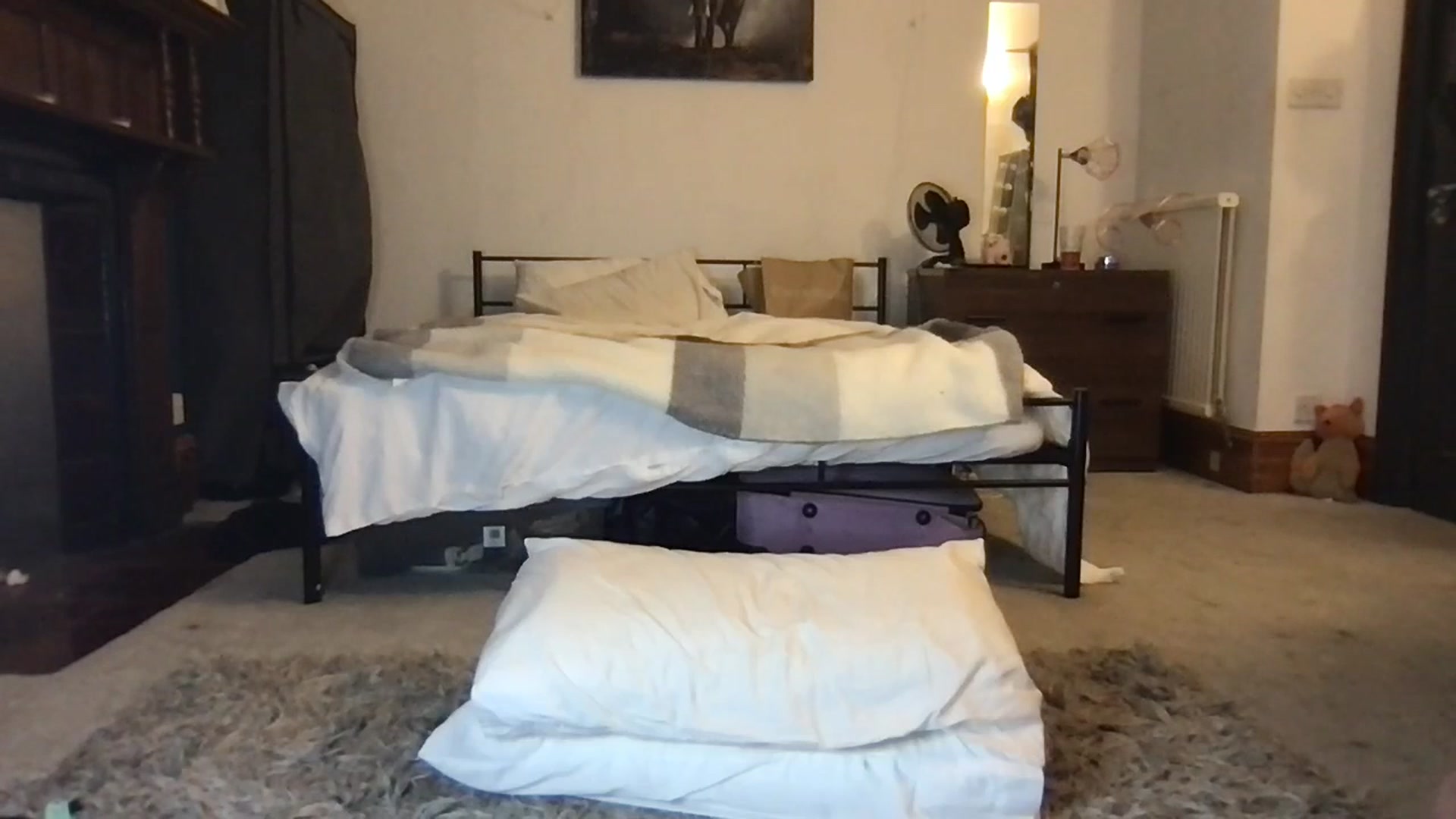 Gallery image thumbnail from Laceyjames24's myfreecams stream on, 07/19/2023, 20:33 image 12 of 20