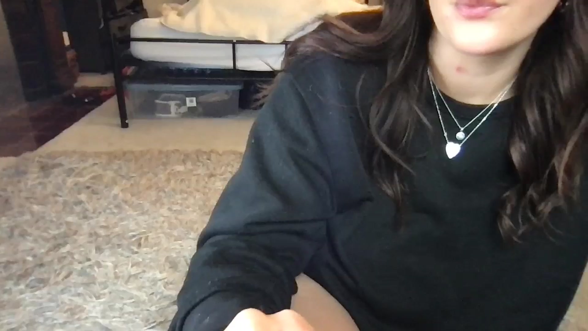 Gallery image thumbnail from Laceyjames24's myfreecams stream on, 10/11/2023, 14:40 image 18 of 20
