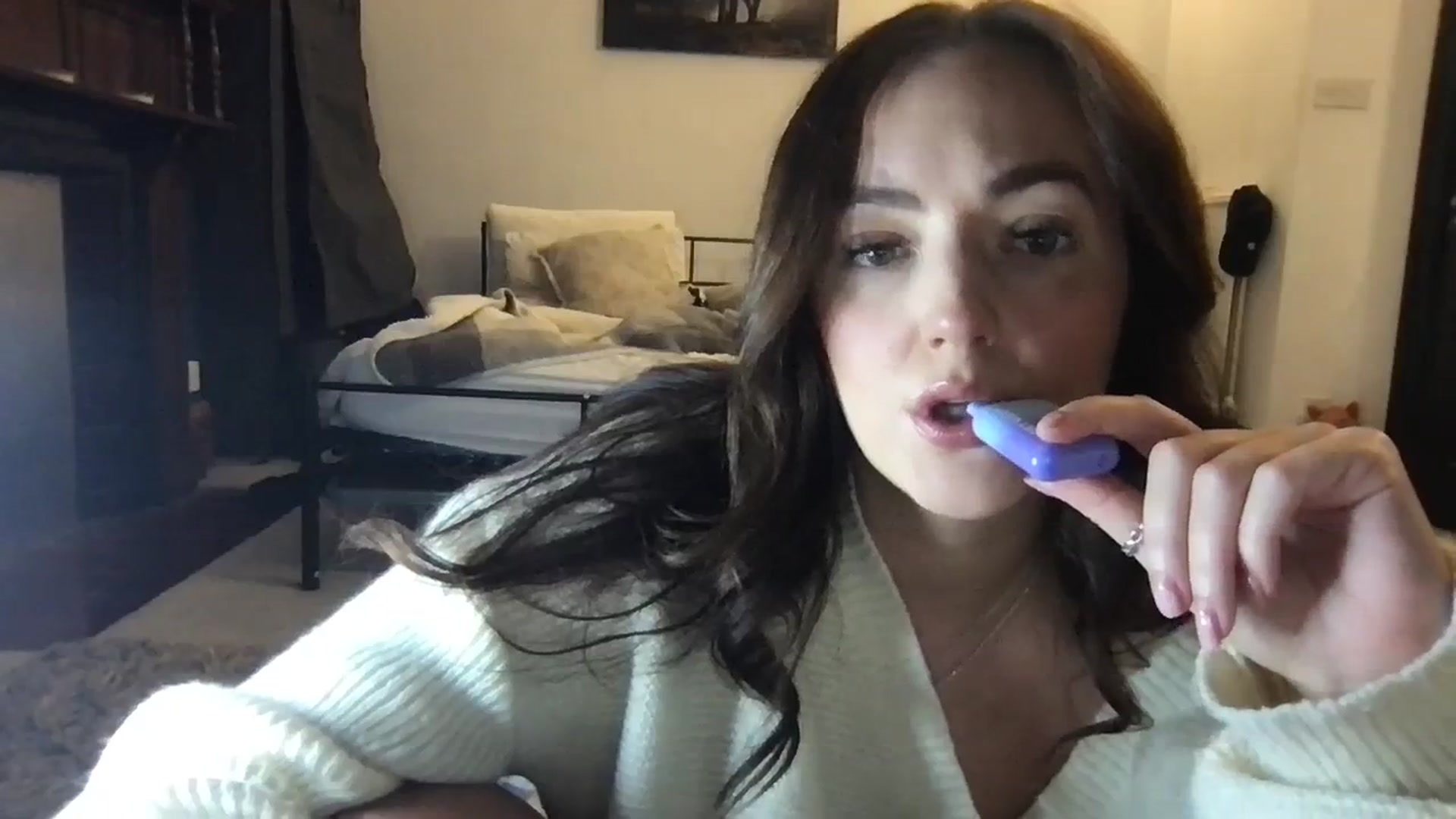 Gallery image thumbnail from Laceyjames24's myfreecams stream on, 10/23/2023, 19:27 image 2 of 20
