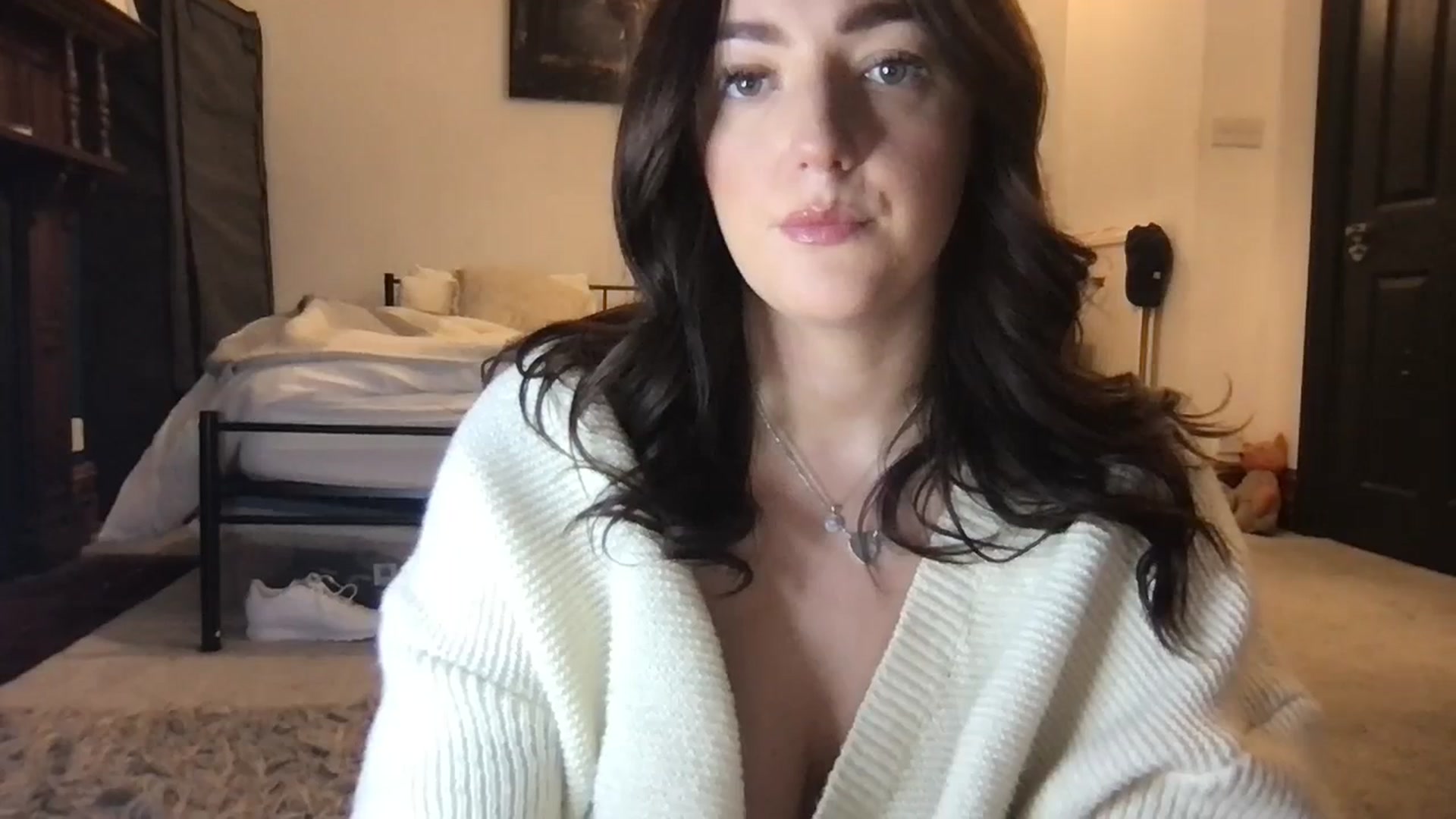 Gallery image thumbnail from Laceyjames24's myfreecams stream on, 11/08/2023, 17:31 image 5 of 20