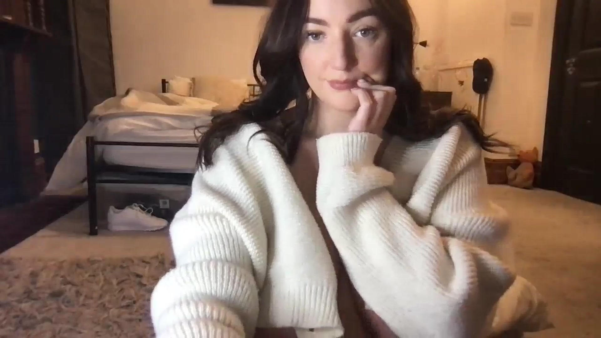 Gallery image thumbnail from Laceyjames24's myfreecams stream on, 11/08/2023, 17:31 image 2 of 20