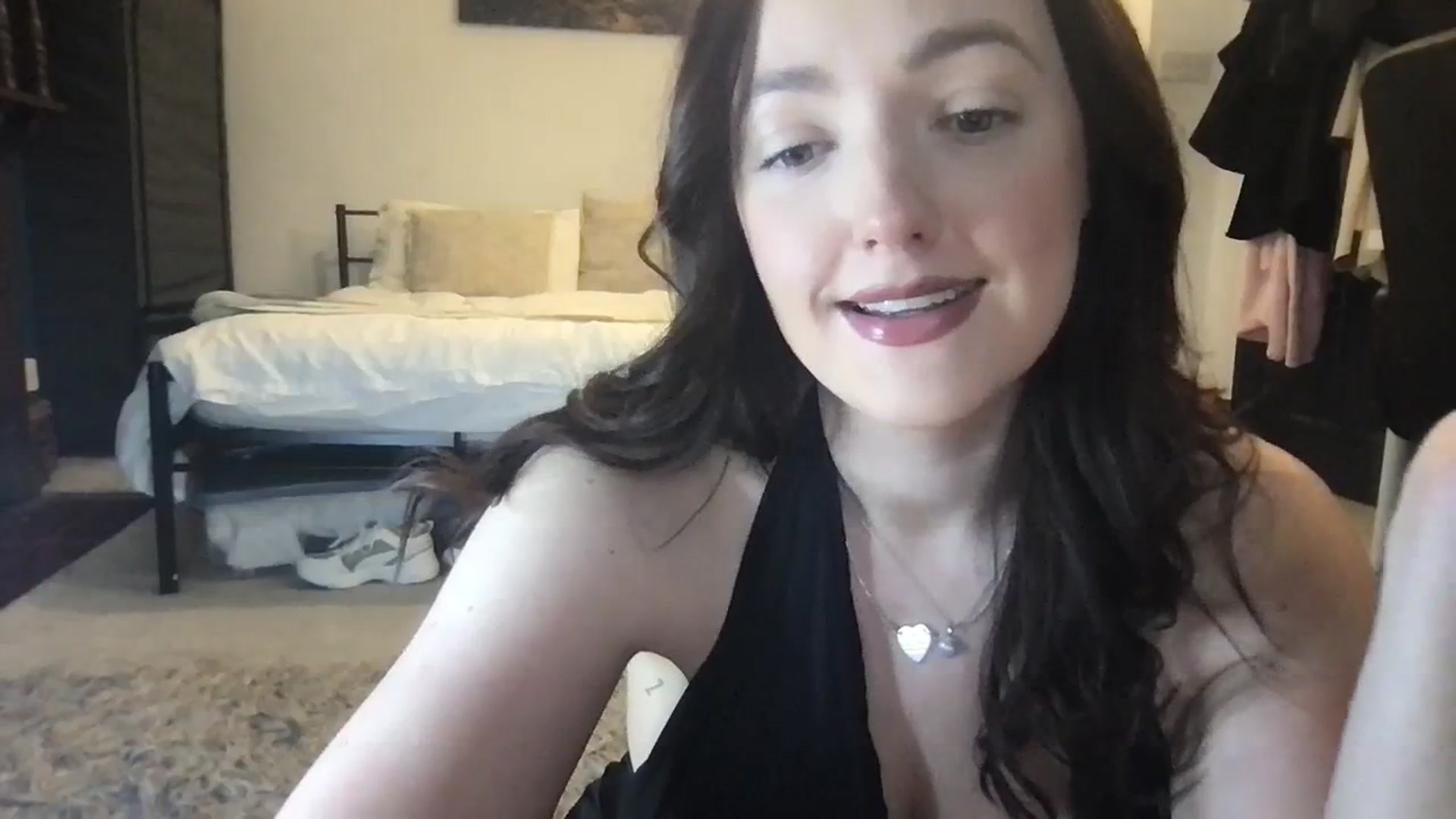 Gallery image thumbnail from Laceyjames24's myfreecams stream on, 02/11/2024, 13:53 image 14 of 20