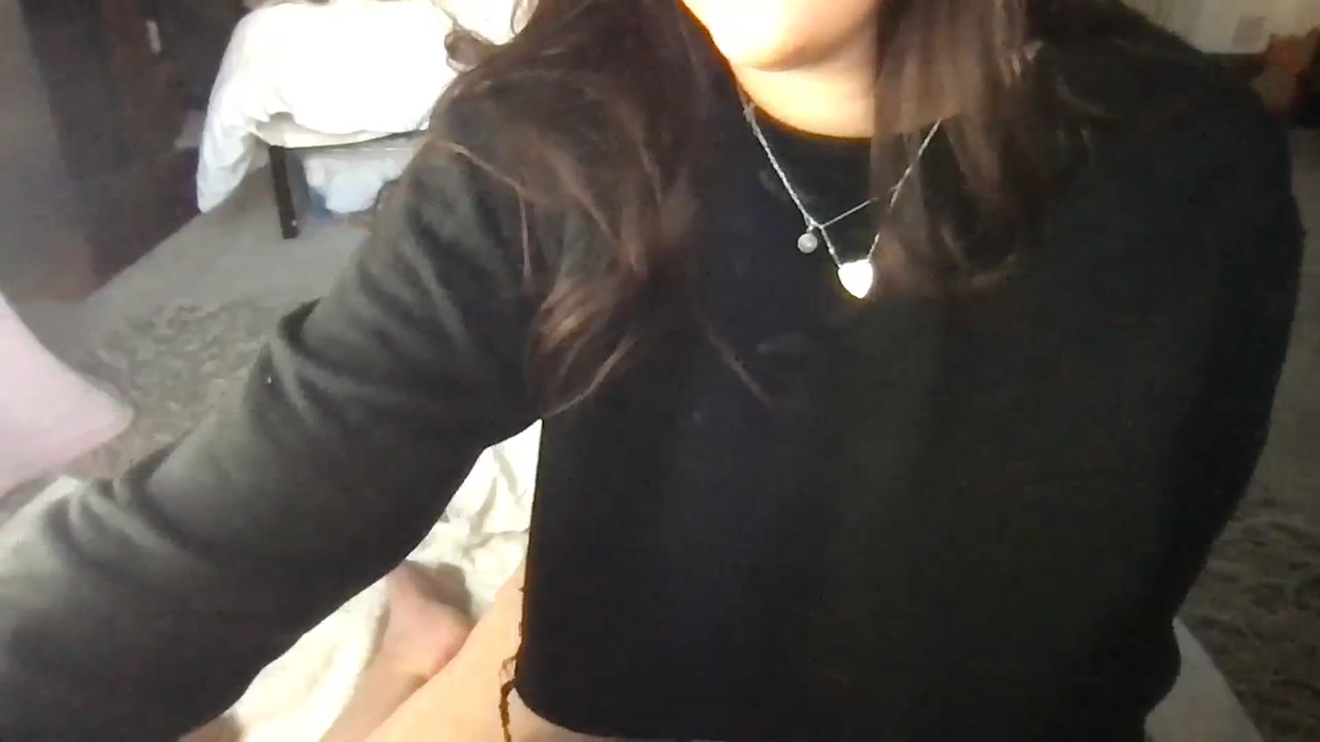 Gallery image thumbnail from Laceyjames24's myfreecams stream on, 03/24/2024, 17:16 image 16 of 20