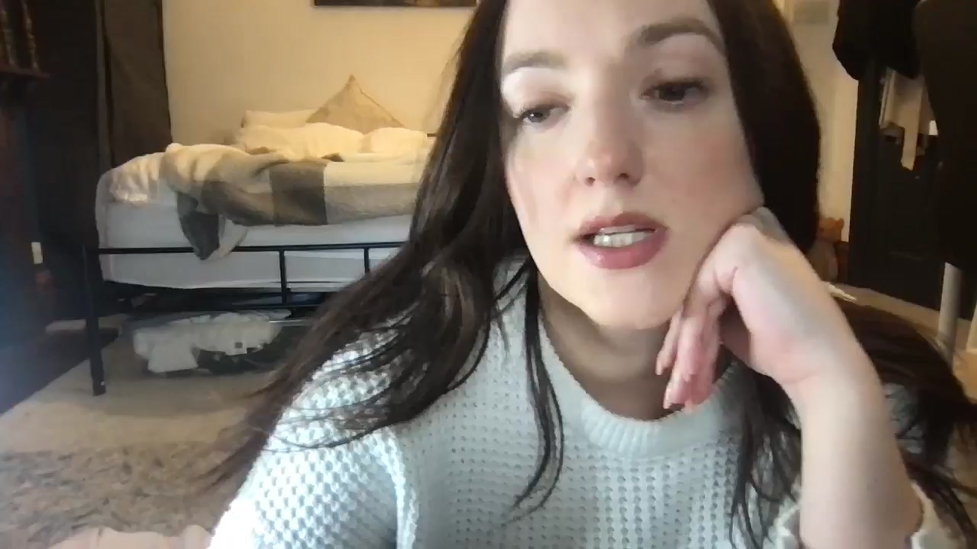 Gallery image thumbnail from Laceyjames24's myfreecams stream on, 05/06/2024, 14:10 image 13 of 20