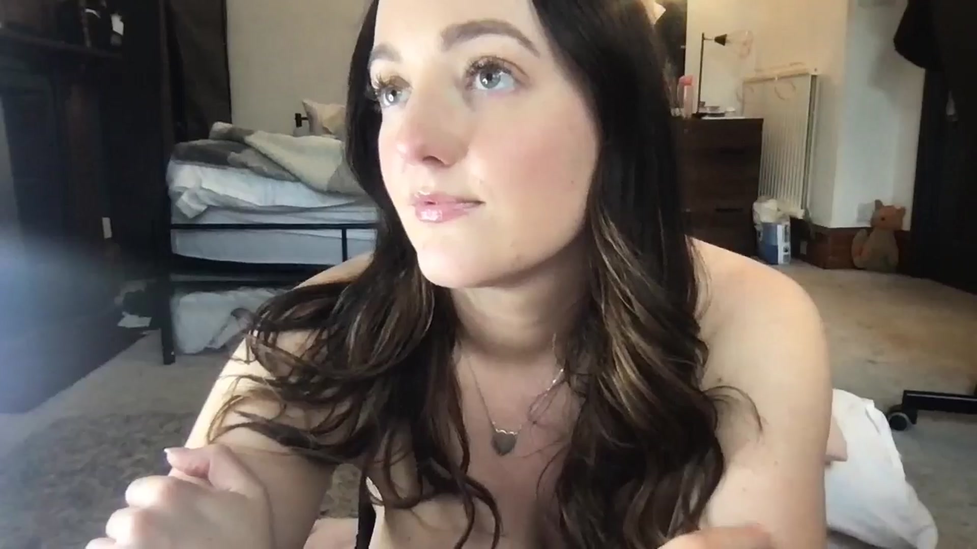 Gallery image thumbnail from Laceyjames24's myfreecams stream on, 05/12/2024, 12:59 image 3 of 20