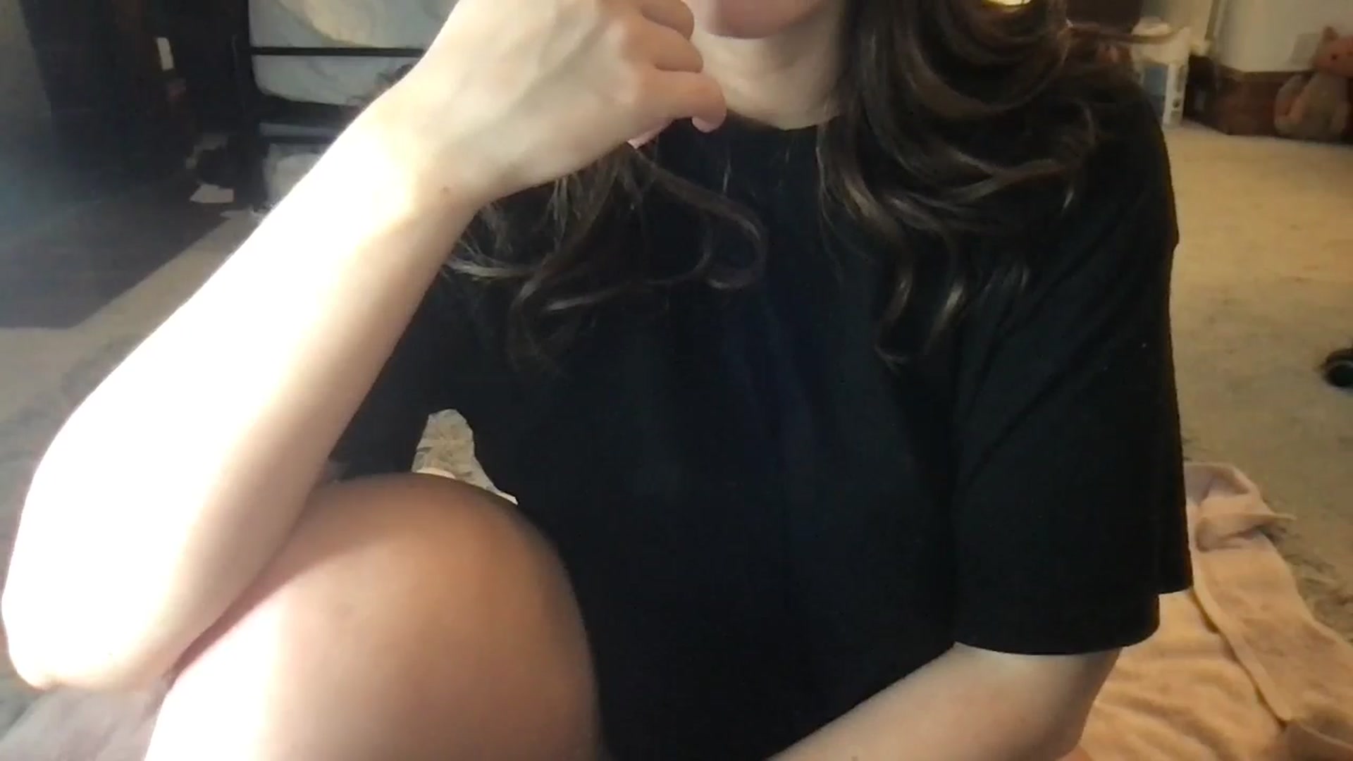 Gallery image thumbnail from Laceyjames24's myfreecams stream on, 05/12/2024, 18:12 image 20 of 20