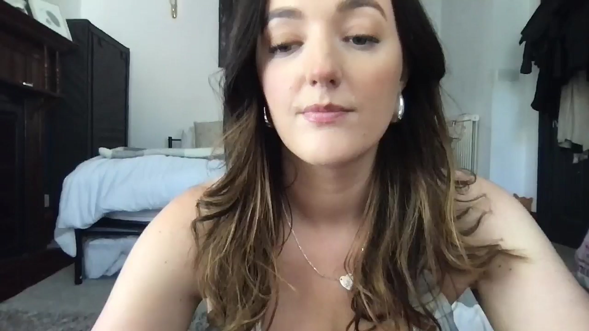 Gallery image thumbnail from Laceyjames24's myfreecams stream on, 06/02/2024, 12:59 image 2 of 20