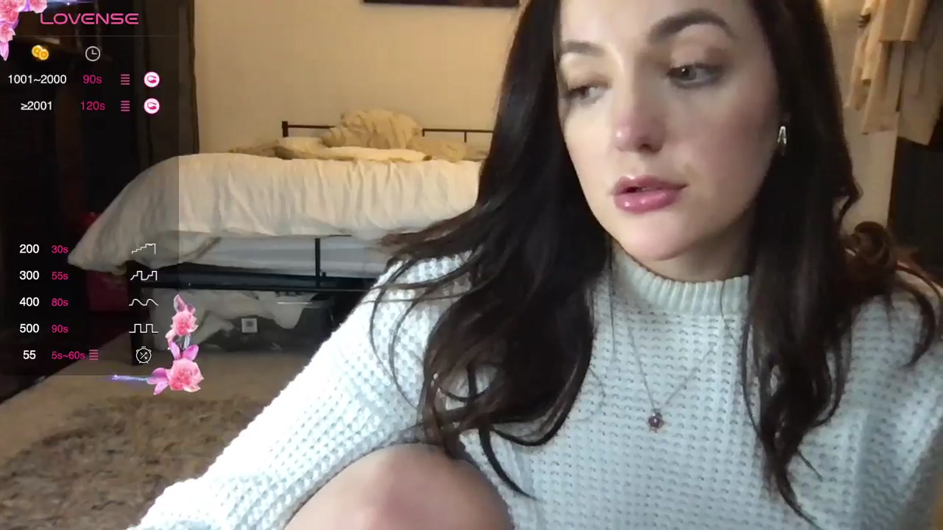 Gallery image thumbnail from Laceyjames24's myfreecams stream on, 11/10/2024, 15:55 image 4 of 20