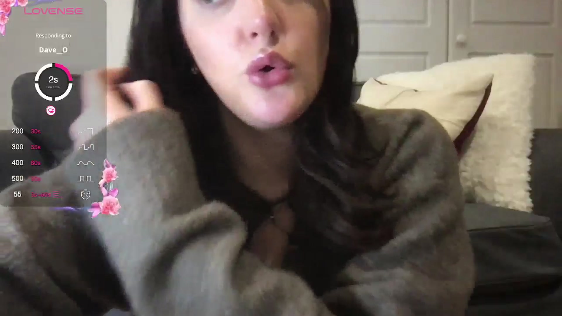 Gallery image thumbnail from Laceyjames24's myfreecams stream on, 12/22/2024, 18:53 image 8 of 20