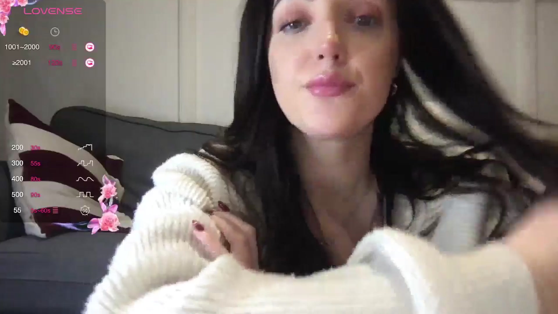Gallery image thumbnail from Laceyjames24's myfreecams stream on, 01/29/2025, 13:40 image 6 of 20