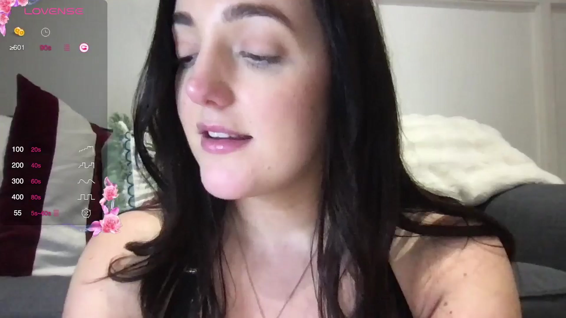 Gallery image thumbnail from Laceyjames24's myfreecams stream on, 03/20/2025, 15:04 image 6 of 20