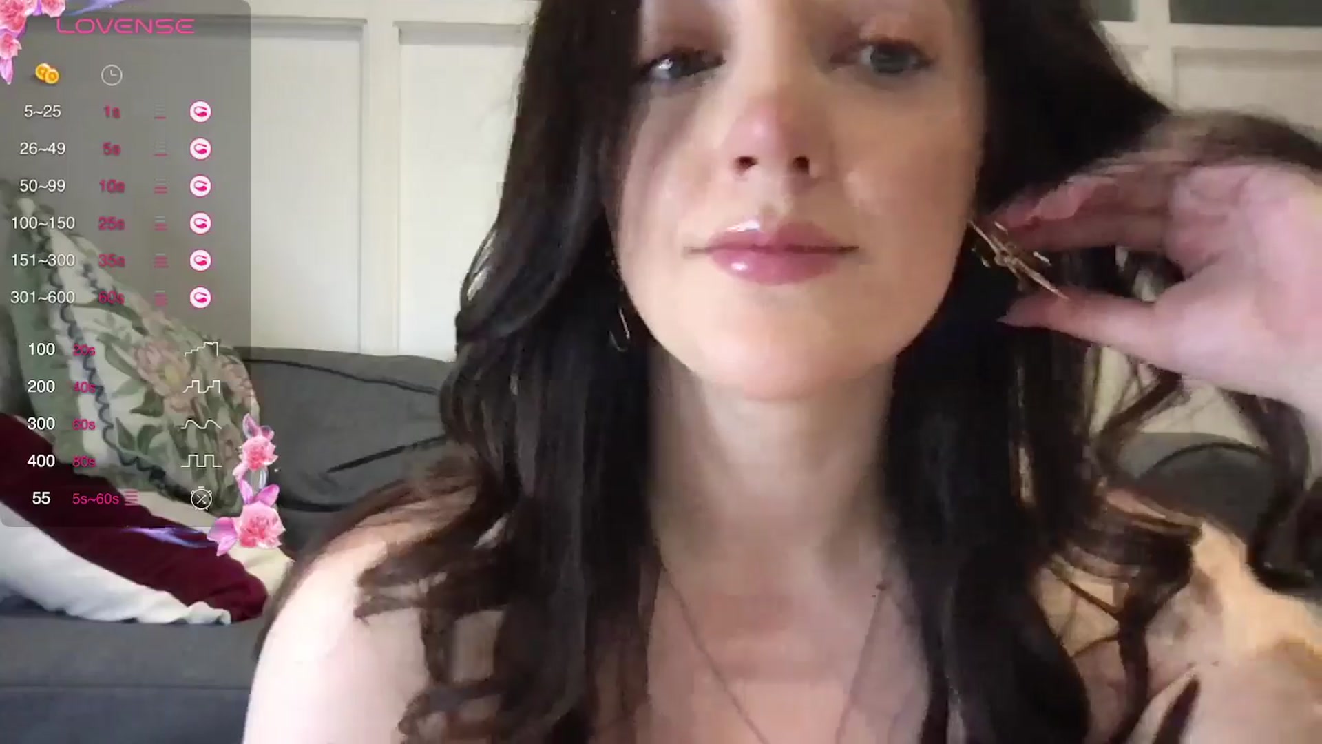 Gallery image thumbnail from Laceyjames24's myfreecams stream on, 04/23/2025, 08:41 image 12 of 20