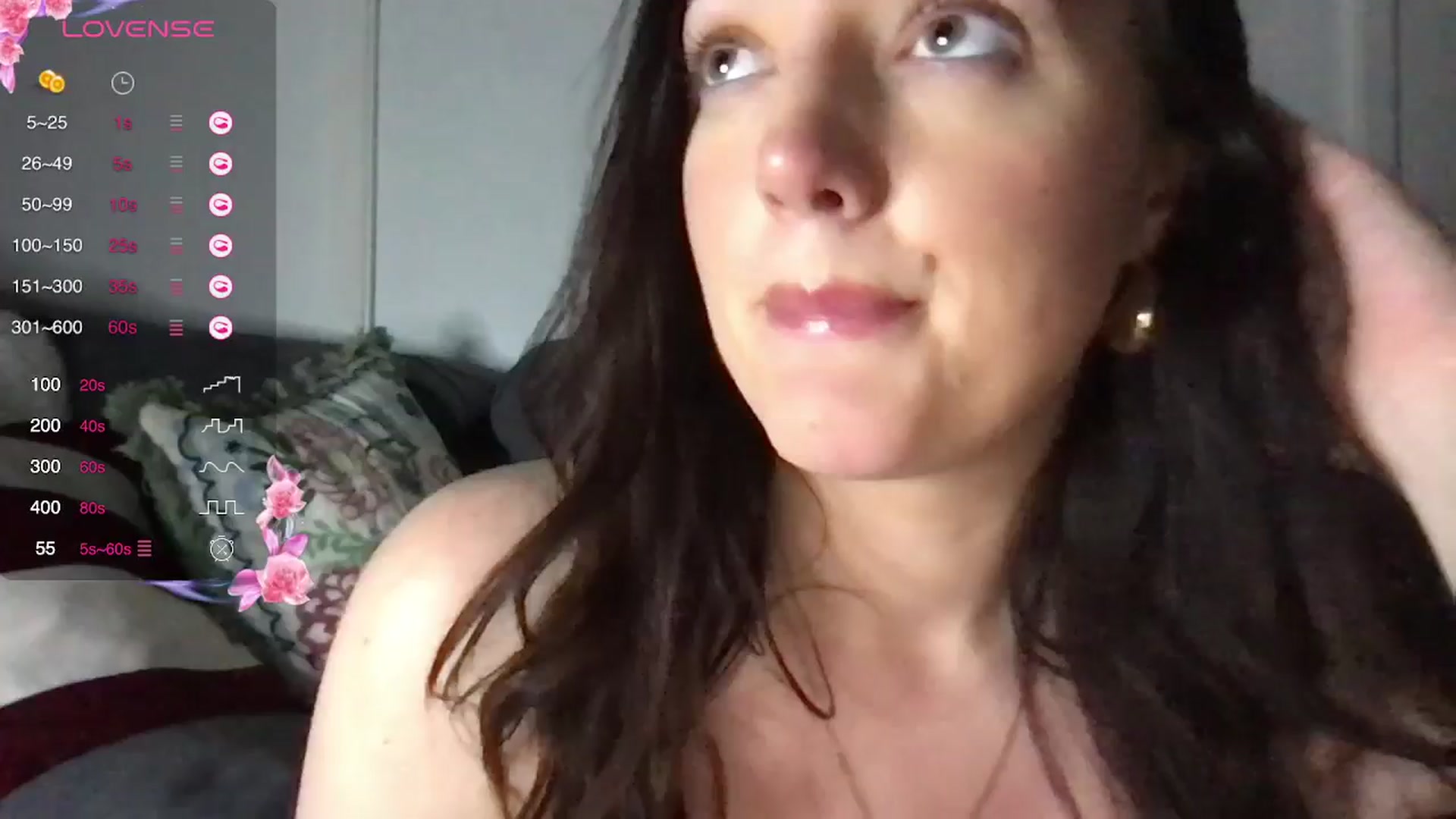 Gallery image thumbnail from Laceyjames24's myfreecams stream on, 04/25/2025, 18:49 image 5 of 20