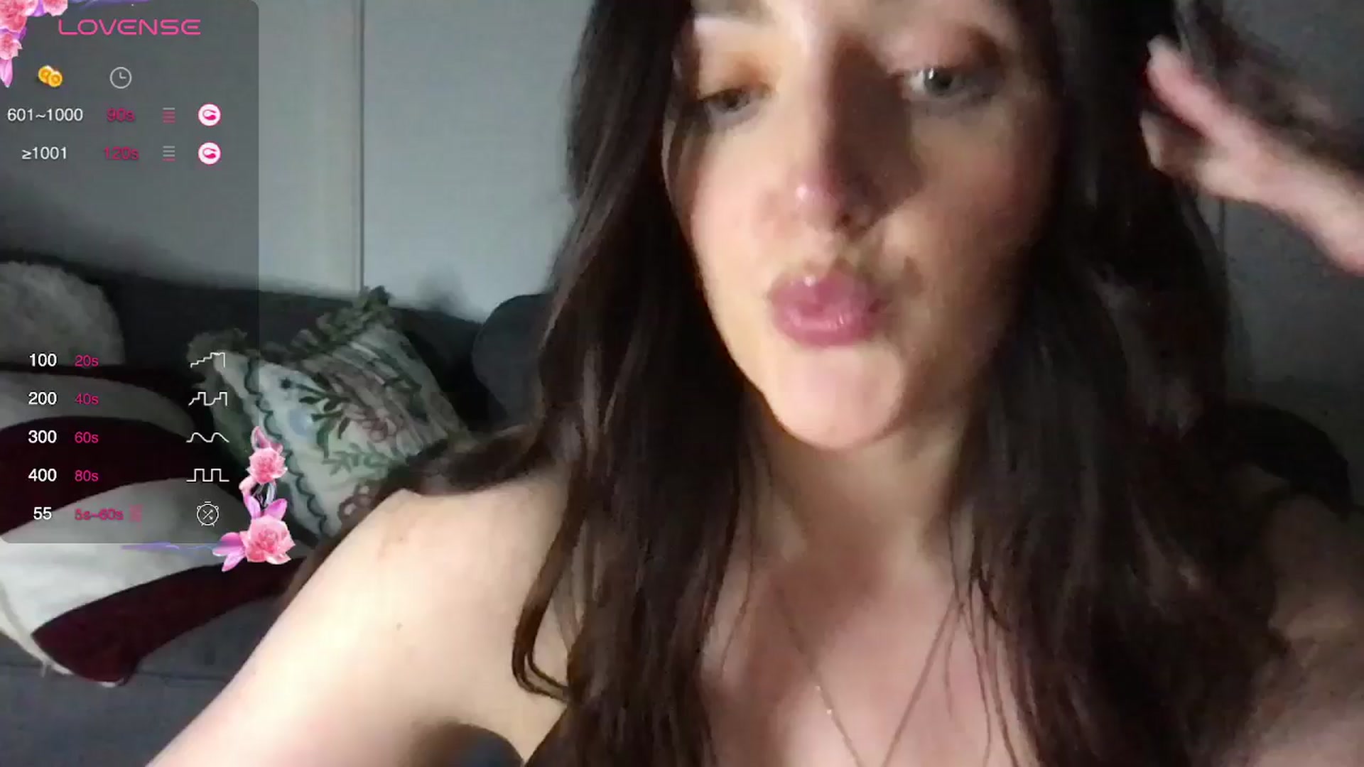 Gallery image thumbnail from Laceyjames24's myfreecams stream on, 04/25/2025, 18:49 image 12 of 20