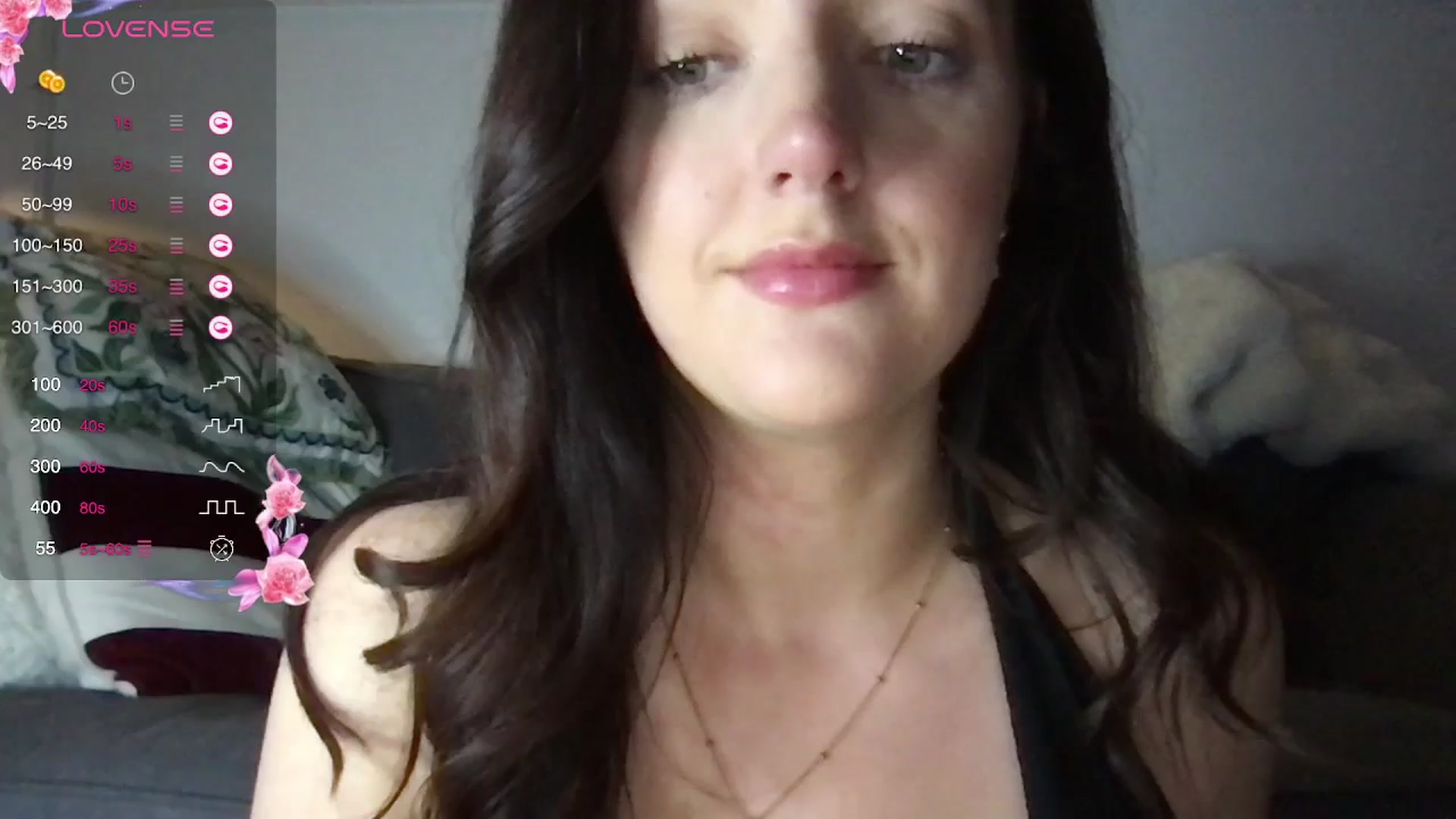 Gallery image thumbnail from Laceyjames24's myfreecams stream on, 06/14/2025, 20:28 image 18 of 20