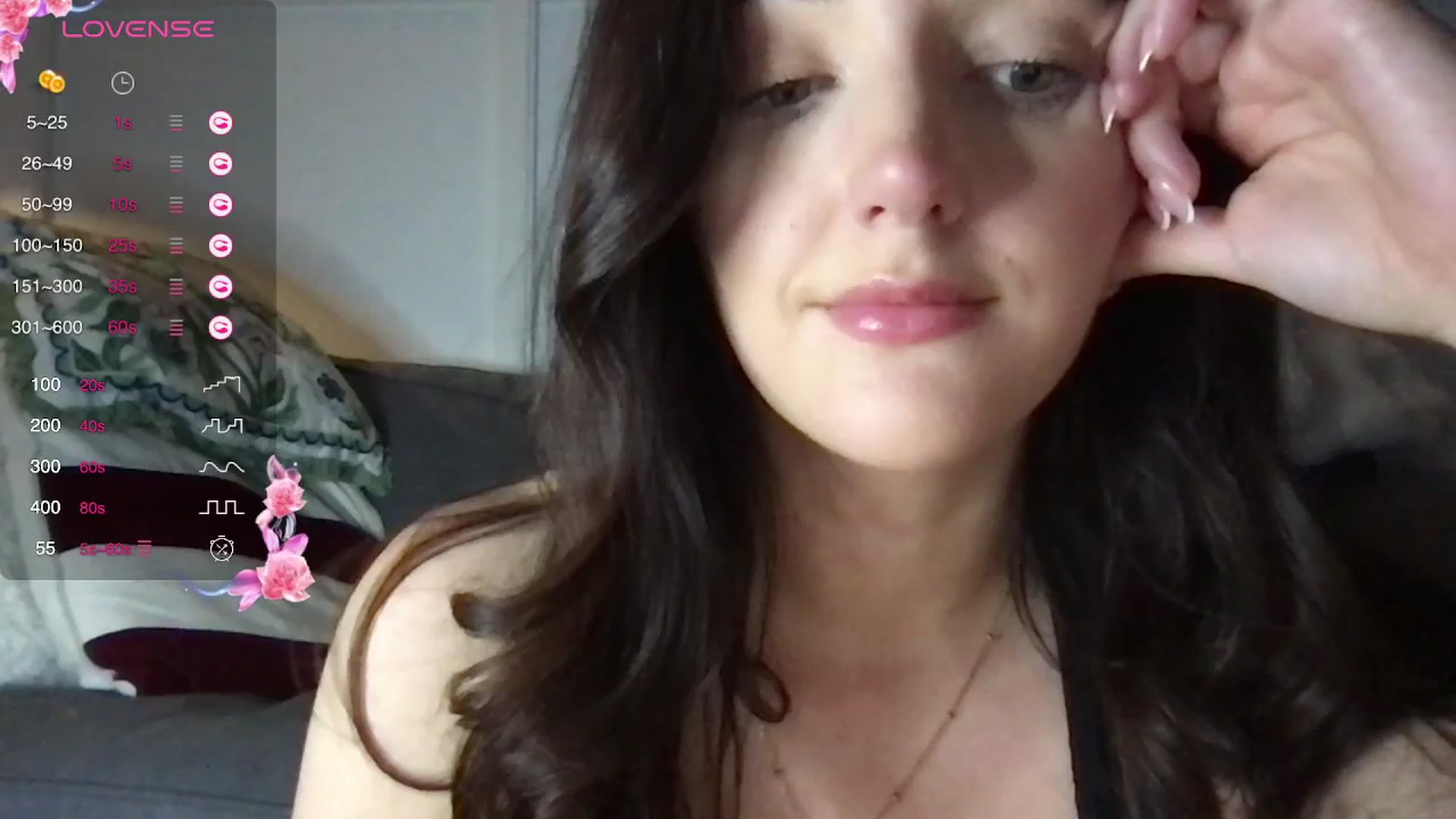 Gallery image thumbnail from Laceyjames24's myfreecams stream on, 06/14/2025, 20:28 image 19 of 20