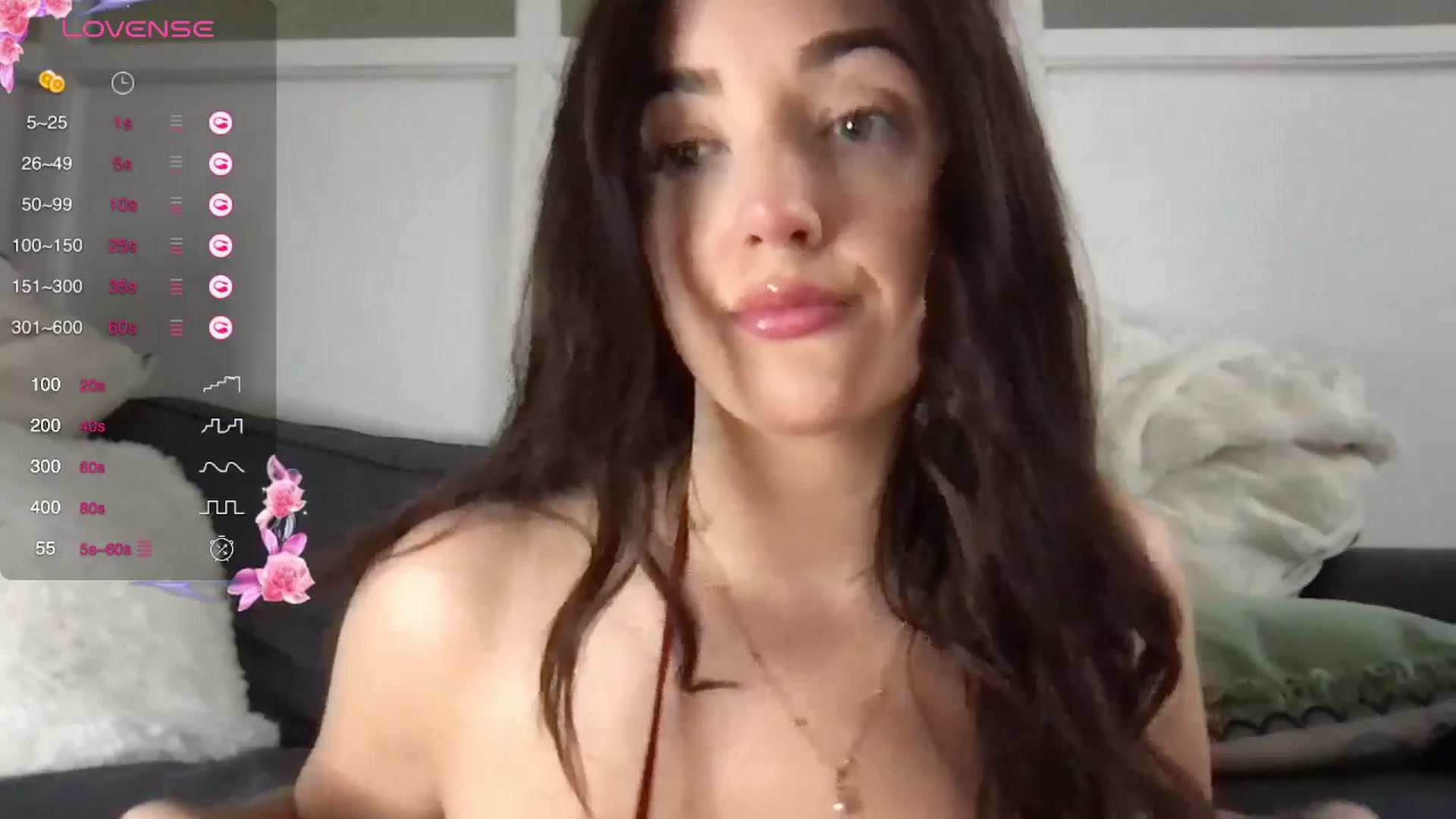 Gallery image thumbnail from Laceyjames24's myfreecams stream on, 06/19/2025, 15:21 image 2 of 20