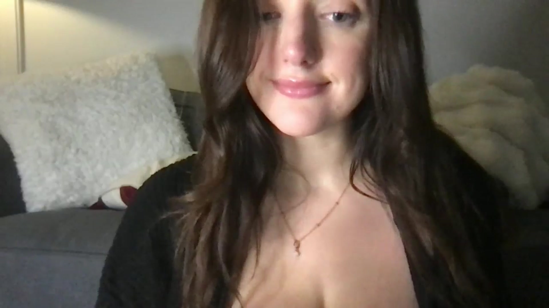 Gallery image thumbnail from Laceyjames24's myfreecams stream on, 10/15/2025, 16:38 image 6 of 20
