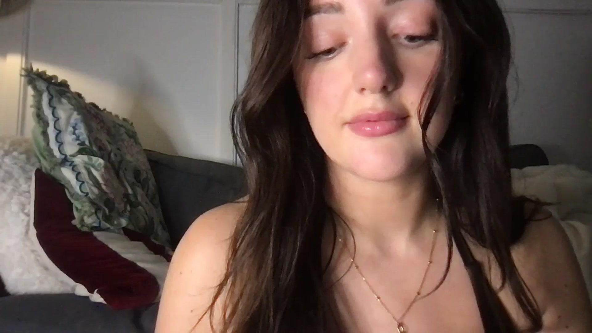 Gallery image thumbnail from Laceyjames24's myfreecams stream on, 10/19/2025, 14:09 image 13 of 20