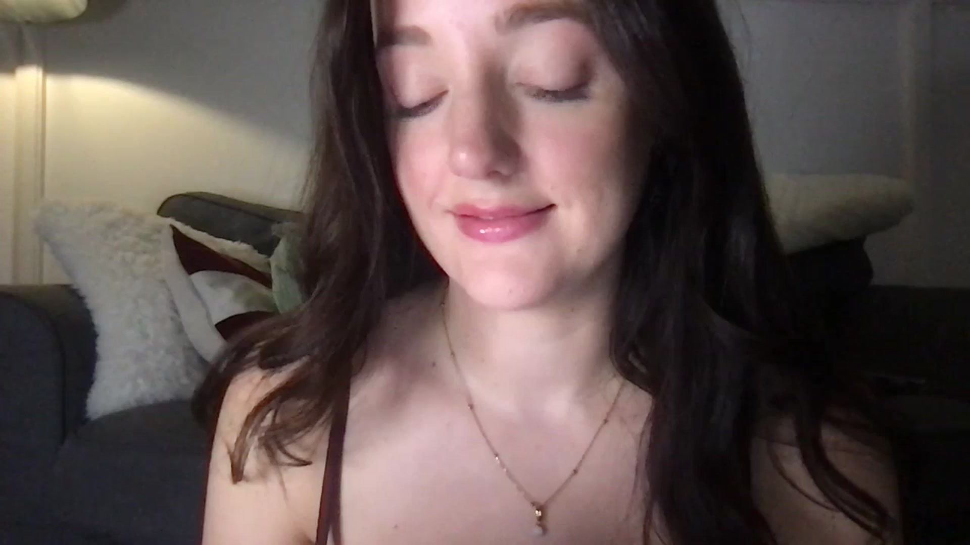 Gallery image thumbnail from Laceyjames24's myfreecams stream on, 11/14/2025, 12:12 image 4 of 20