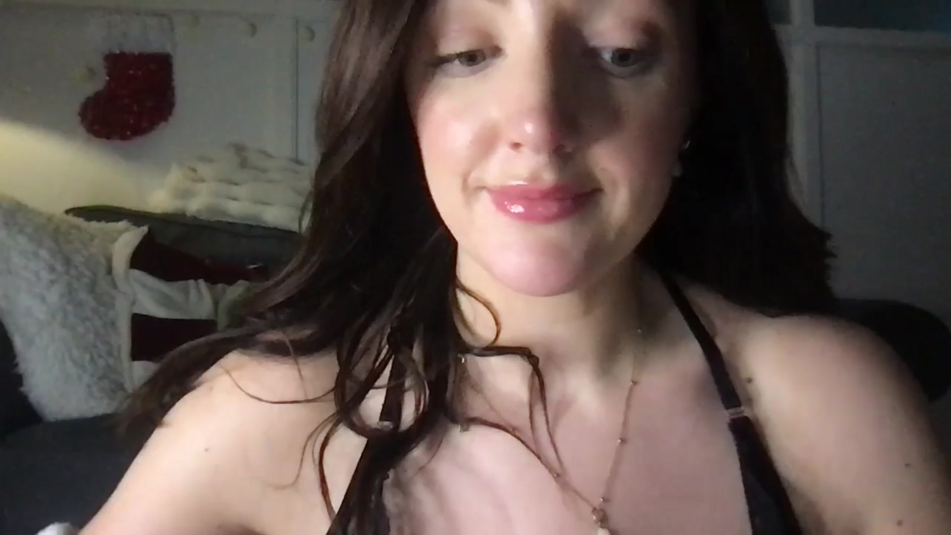 Gallery image thumbnail from Laceyjames24's myfreecams stream on, 12/19/2025, 15:00 image 5 of 20