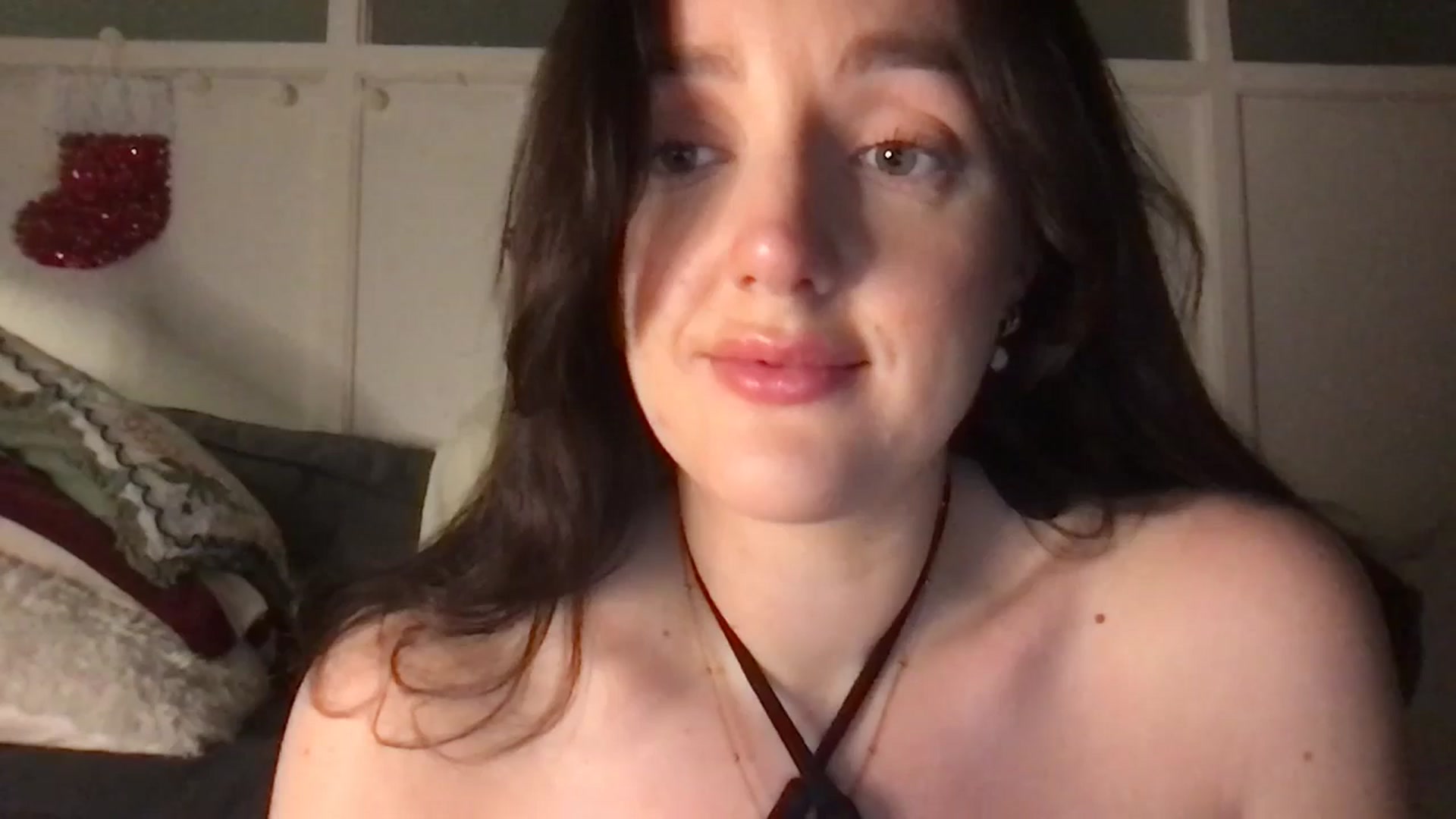Gallery image thumbnail from Laceyjames24's myfreecams stream on, 12/28/2025, 19:15 image 18 of 20