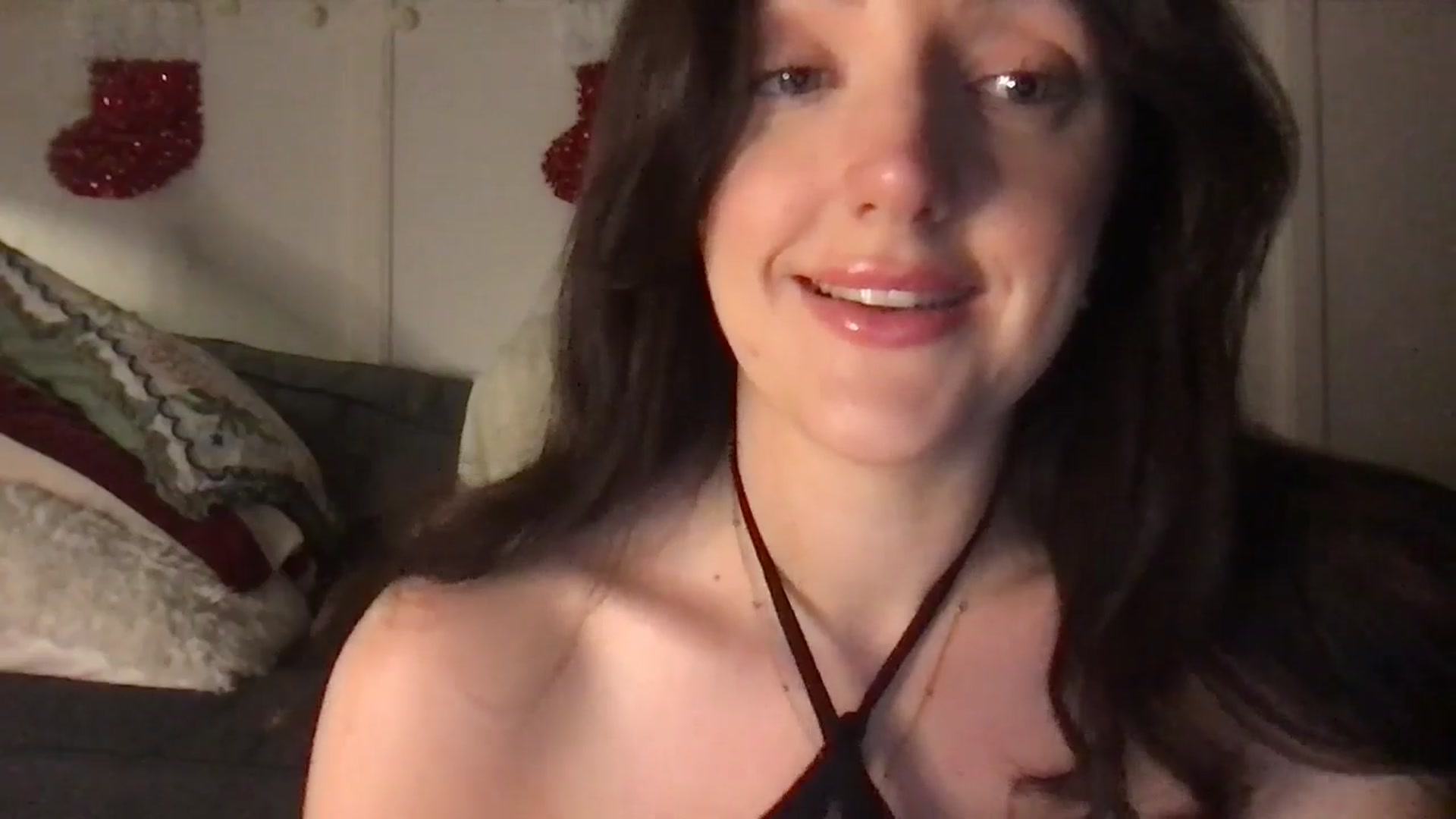 Gallery image thumbnail from Laceyjames24's myfreecams stream on, 12/28/2025, 19:15 image 9 of 20