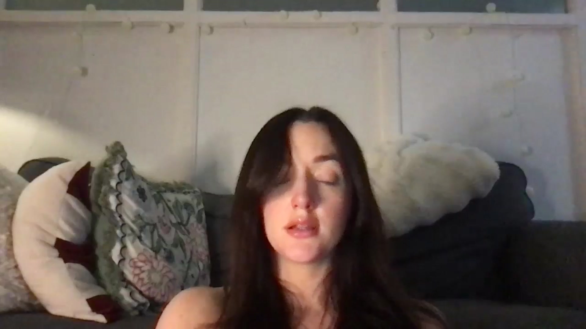 Gallery image thumbnail from Laceyjames24's myfreecams stream on, 01/28/2026, 14:34 image 13 of 20